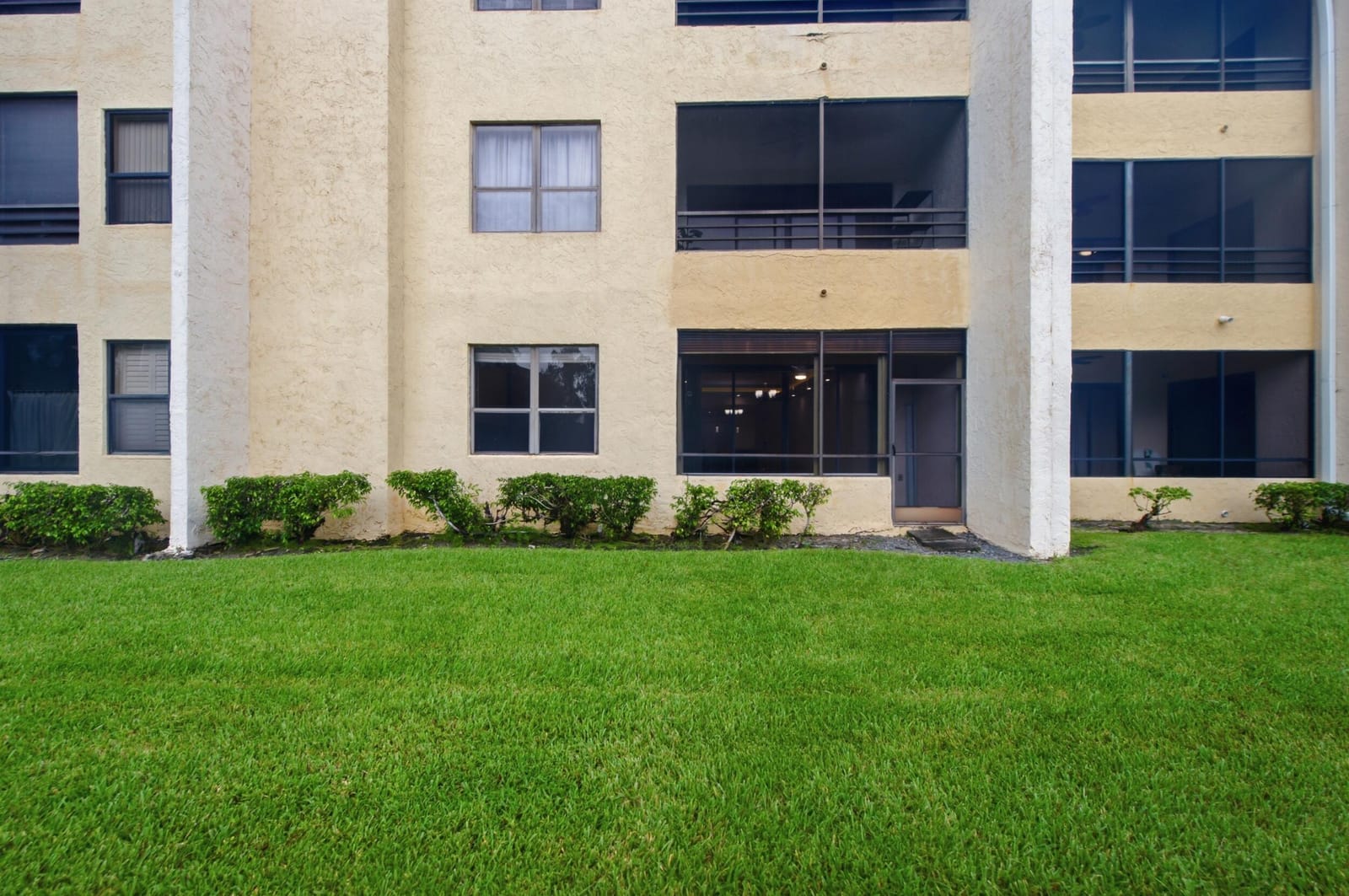 7508 La Paz Boulevard 107, Boca Raton, FL 33433 photo 22