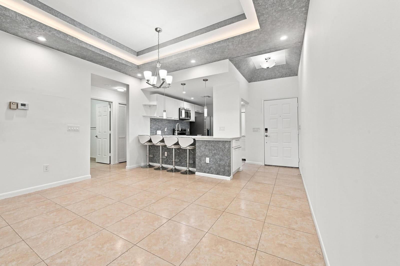 7508 La Paz Boulevard 107 — photo 8