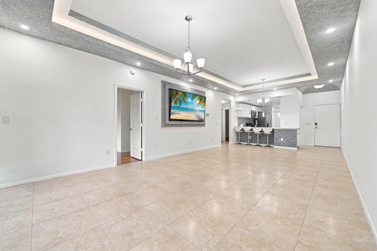 7508 La Paz Boulevard 107 — photo 10