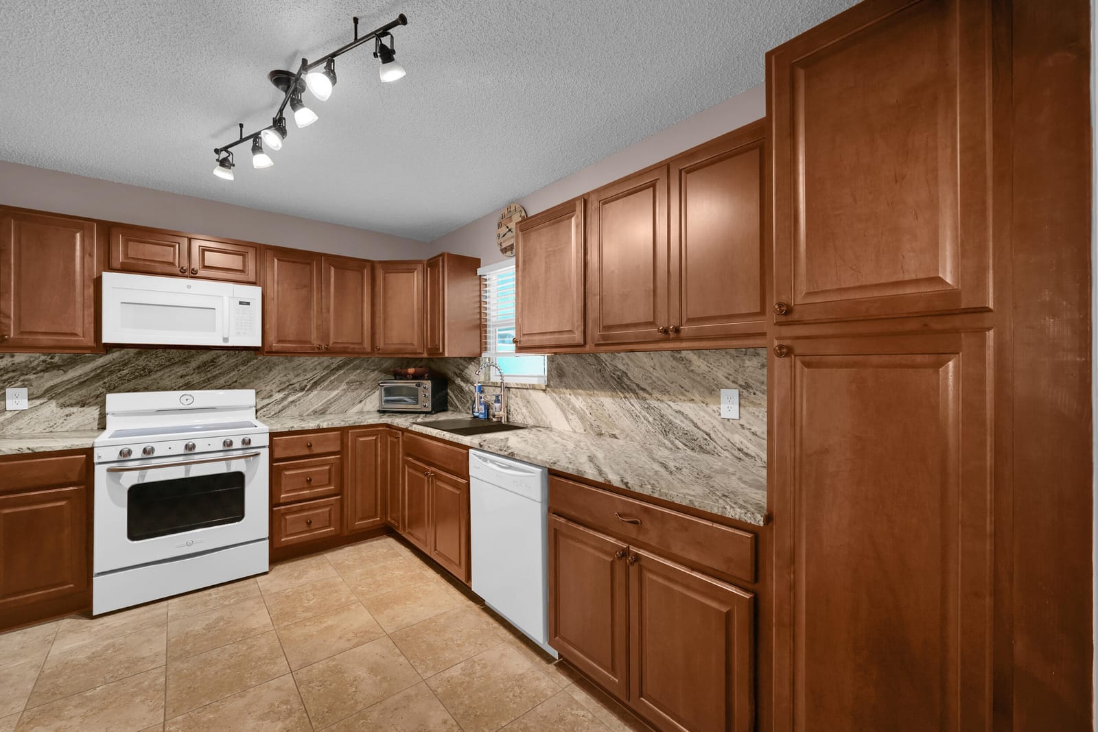 2849 SE NANCE Street, Port St. Lucie, FL 34984 photo 13