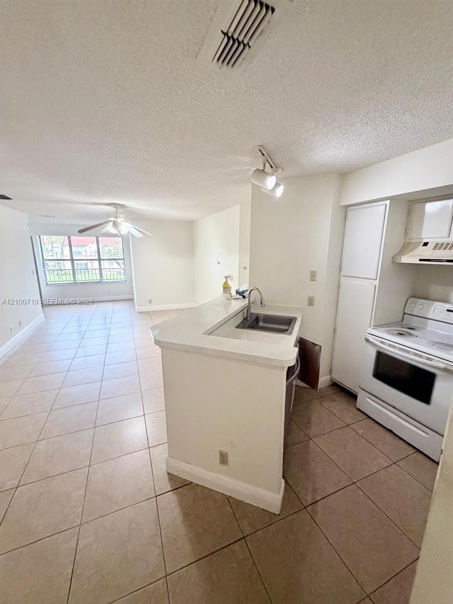 3450 N Pinewalk Drive N 424, Margate, FL 33063 photo 5