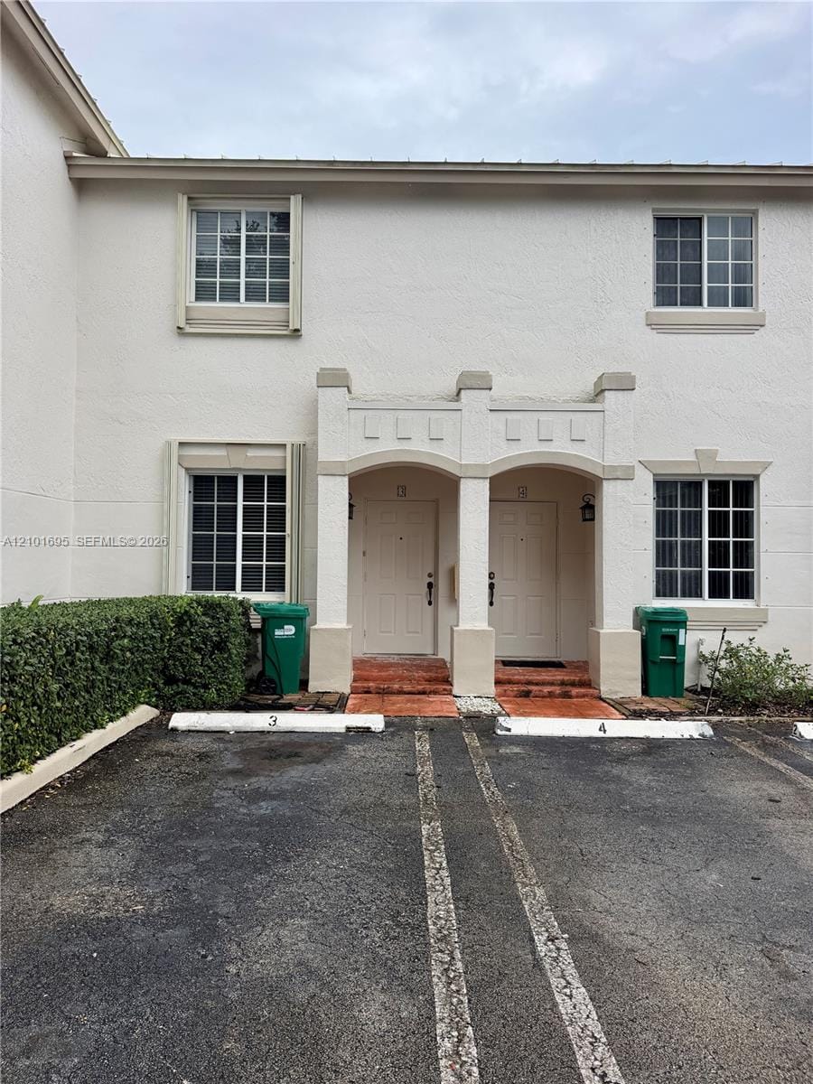 2 bedroom home for sale at 15720 92nd, Palmetto Bay, FL 33157 — $2,600
