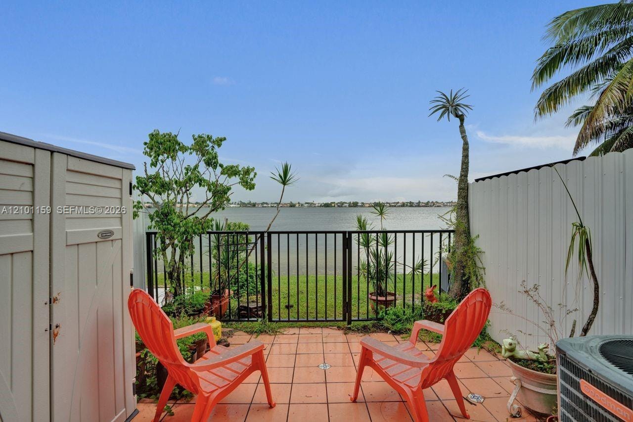 12346 NW 11th Lane 1009, Miami, FL 33182 photo 3