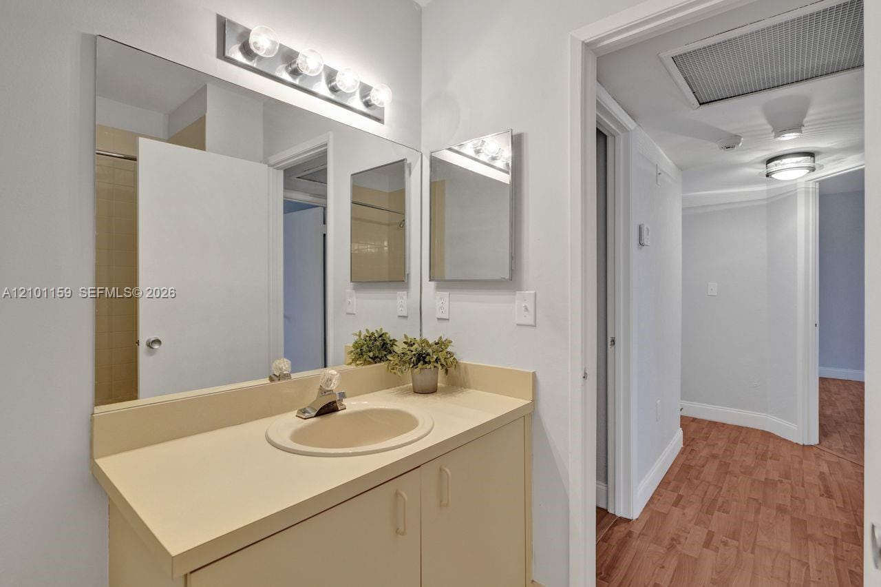 12346 NW 11th Lane 1009, Miami, FL 33182 photo 30