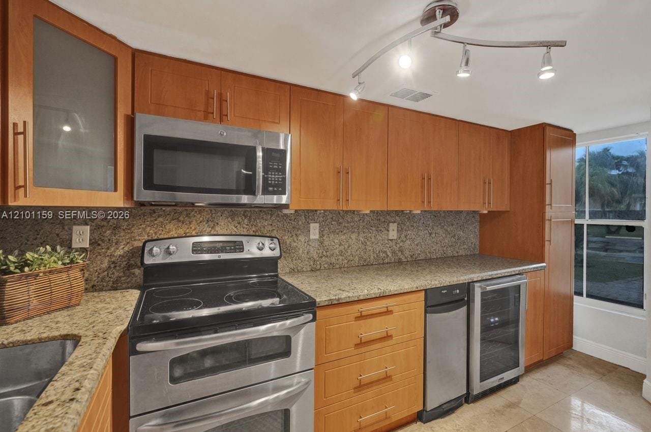 12346 NW 11th Lane 1009, Miami, FL 33182 photo 8