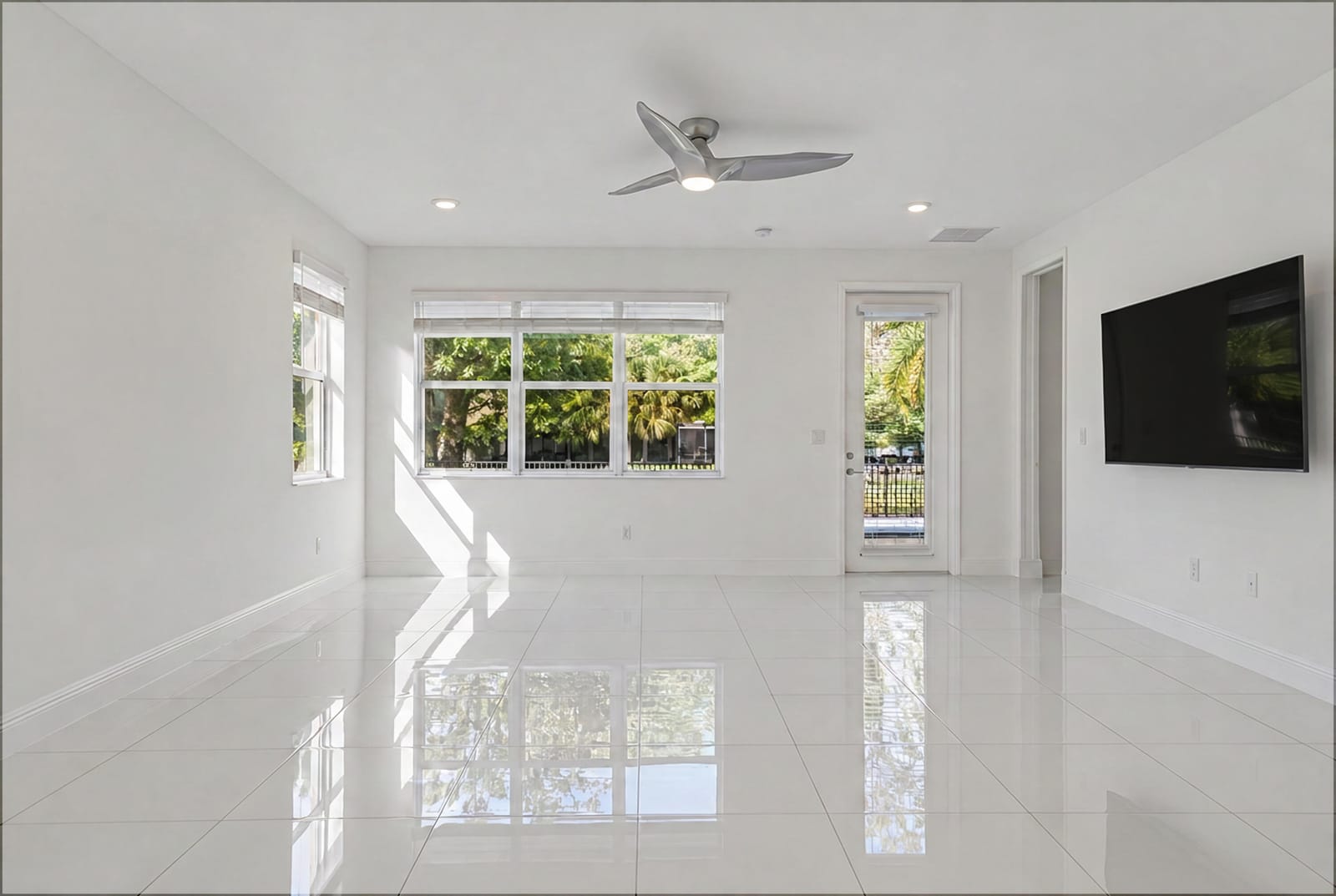 4065 MARINA Way, Deerfield Beach, FL 33064 photo 12