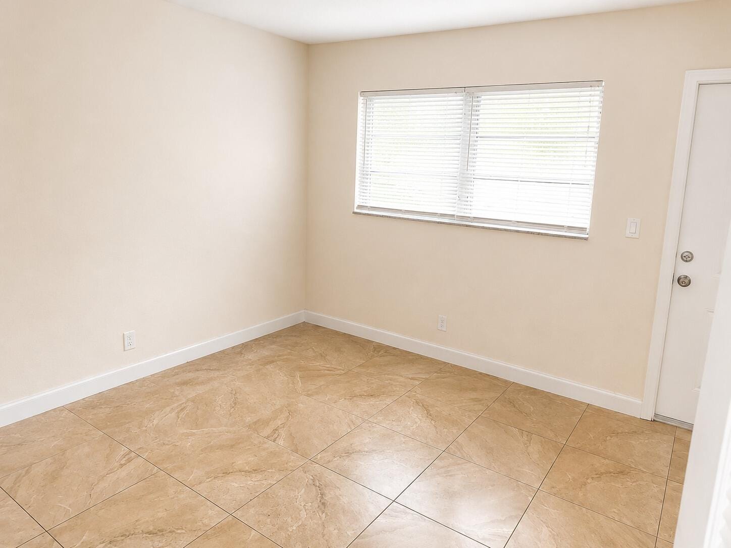 824 NE 16TH Street 828, Fort Lauderdale, FL 33304 photo 4