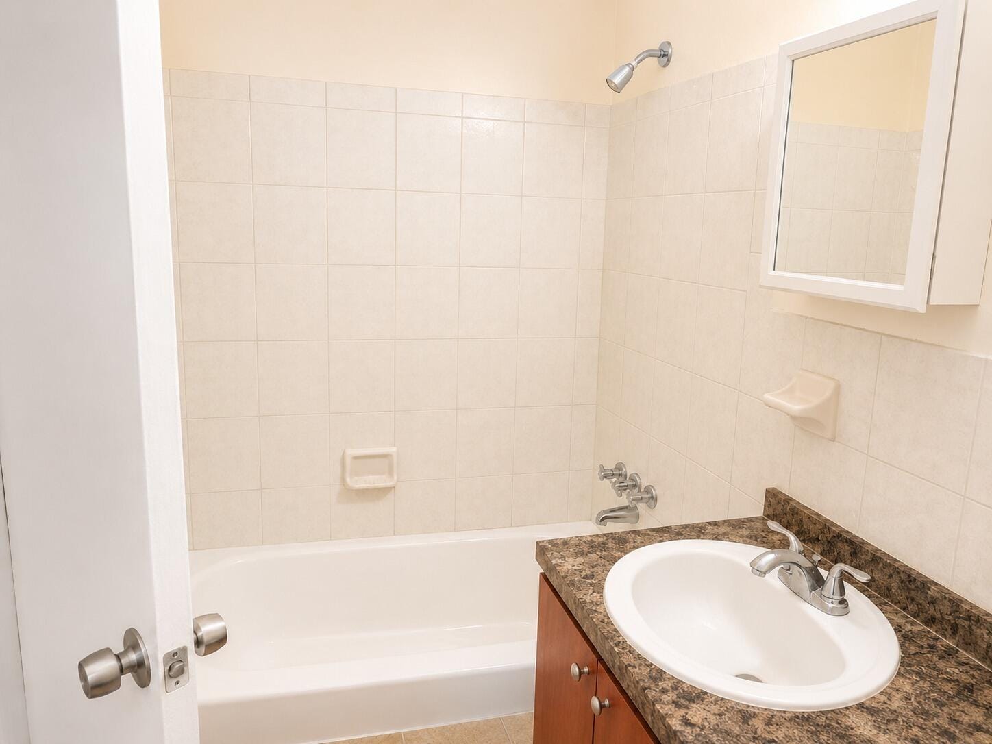 824 NE 16TH Street 828, Fort Lauderdale, FL 33304 photo 5