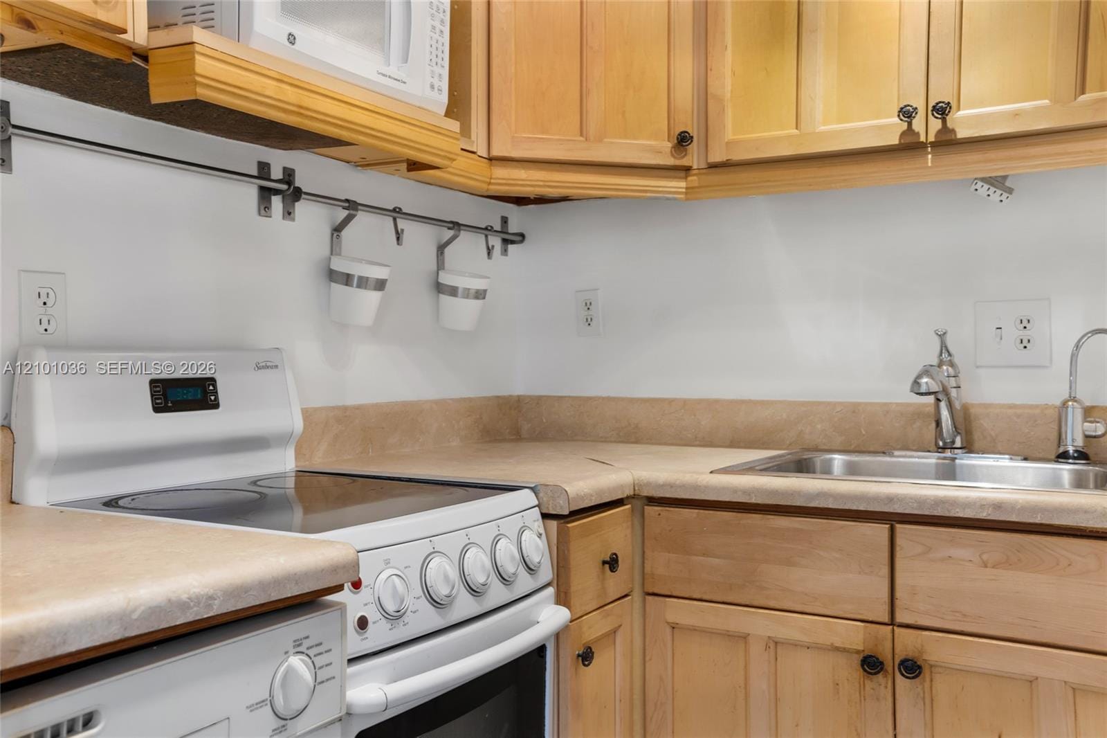 815 Middle River Drive 311, Fort Lauderdale, FL 33304 photo 18