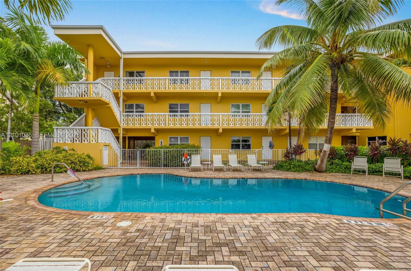 815 Middle River Drive 311, Fort Lauderdale, FL 33304 photo 5