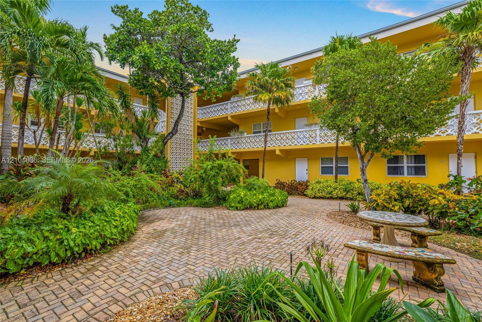 815 Middle River Drive 311, Fort Lauderdale, FL 33304 photo 8