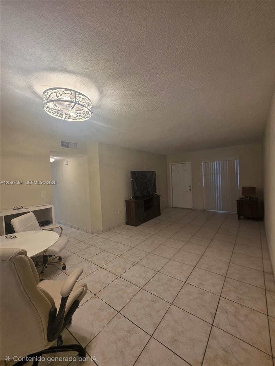 2505 W 76th Street 103 — photo 7