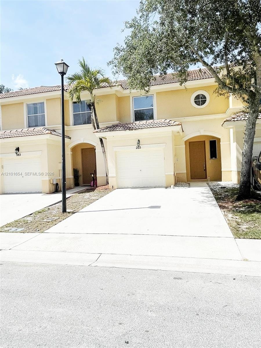 285 River Bluff Lane, Royal Palm Beach, FL 33411