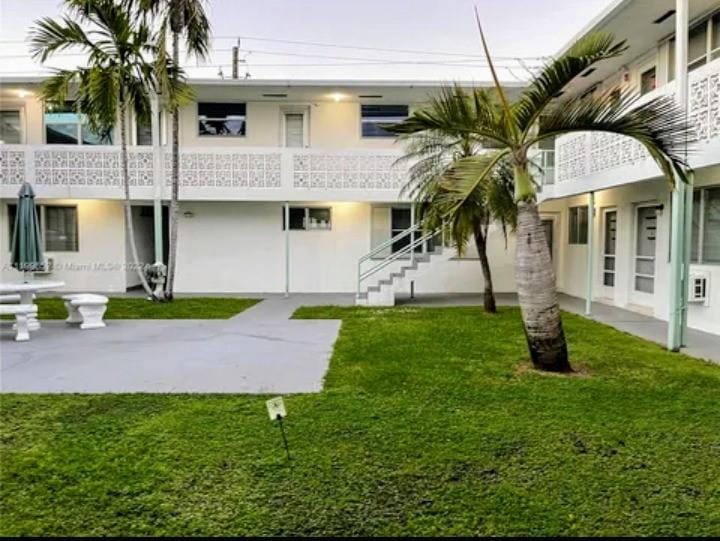 1717 Rodman Street 18, Hollywood, FL 33020 photo 2