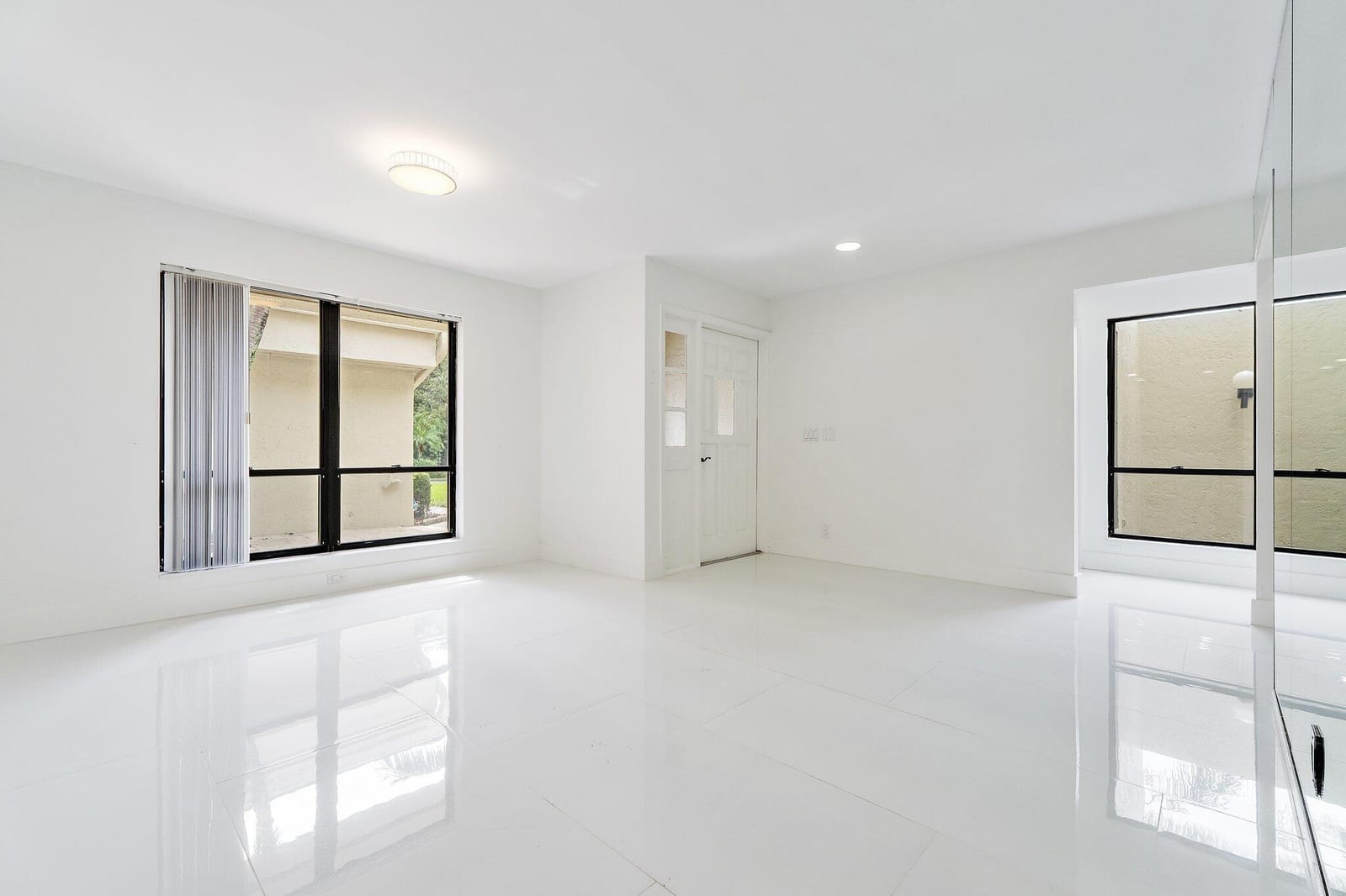 15 Tournament Boulevard, Palm Beach Gardens, FL 33418 photo 12