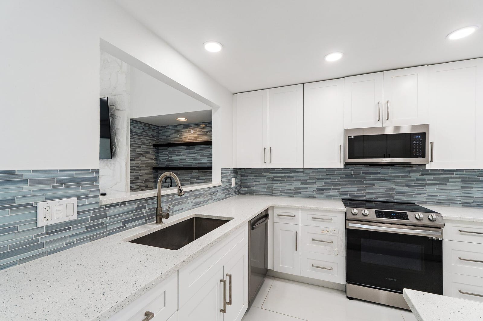 15 Tournament Boulevard, Palm Beach Gardens, FL 33418 photo 19