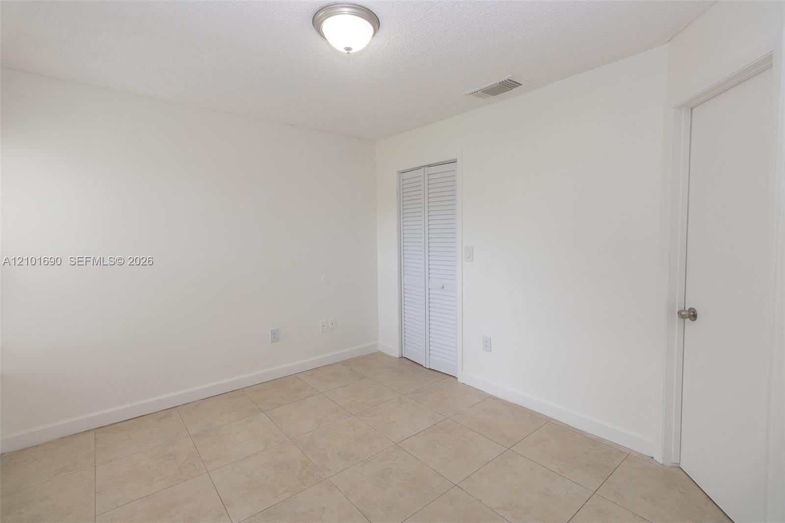 17520 NW 67th Place M-3, Hialeah, FL 33015 photo 10