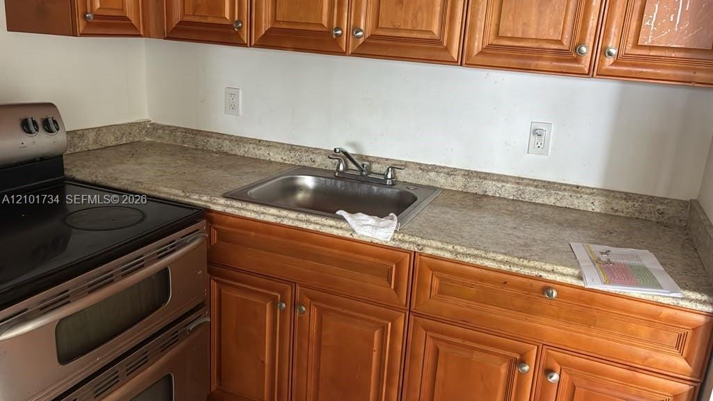 134 Salisbury F 134, West Palm Beach, FL 33417 photo 5