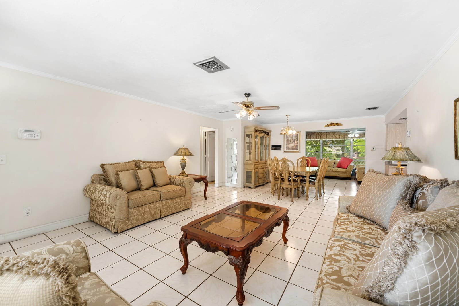 138 Sandpiper Avenue — photo 8