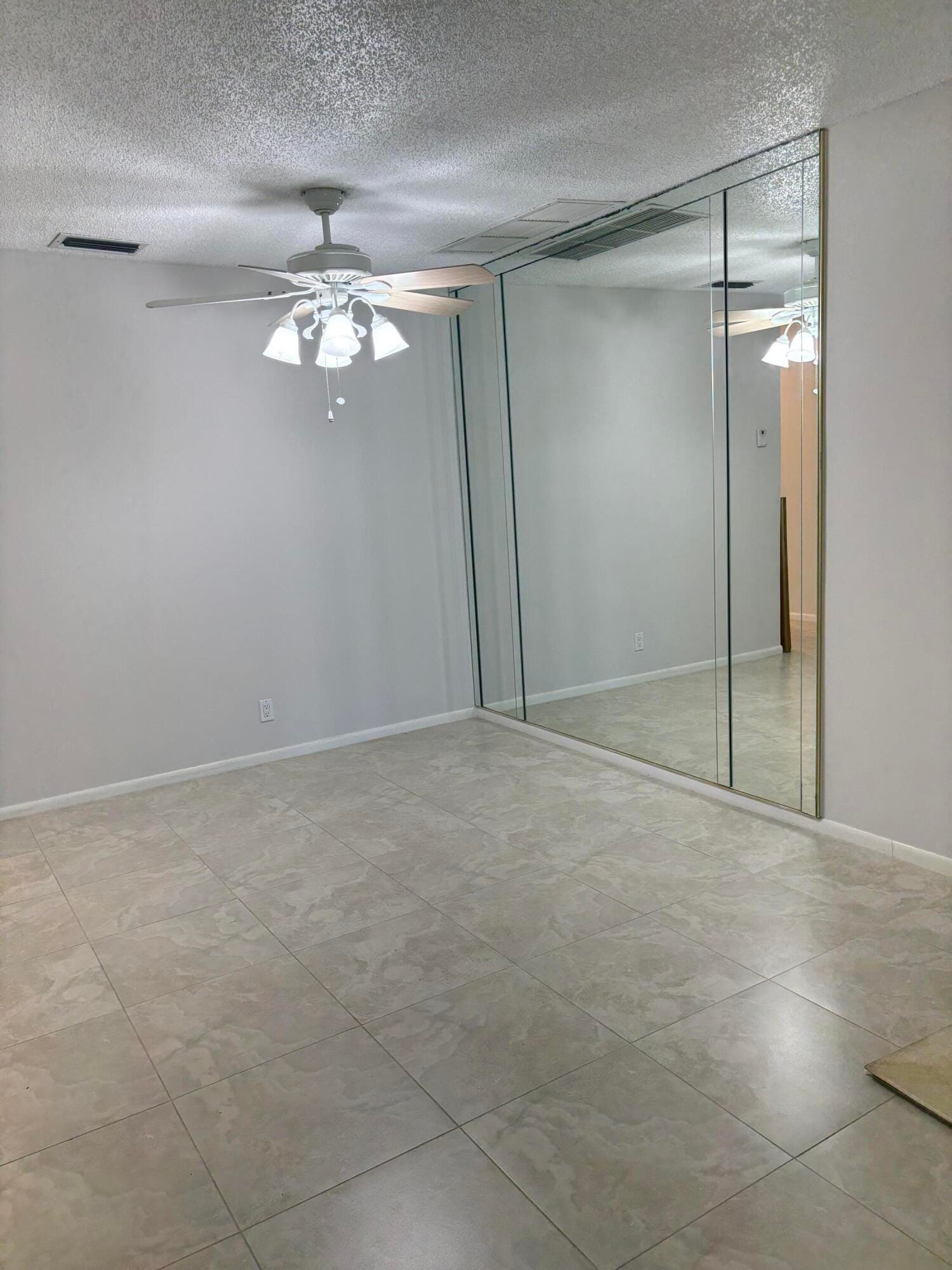 20975 COVINGTON Drive — photo 4
