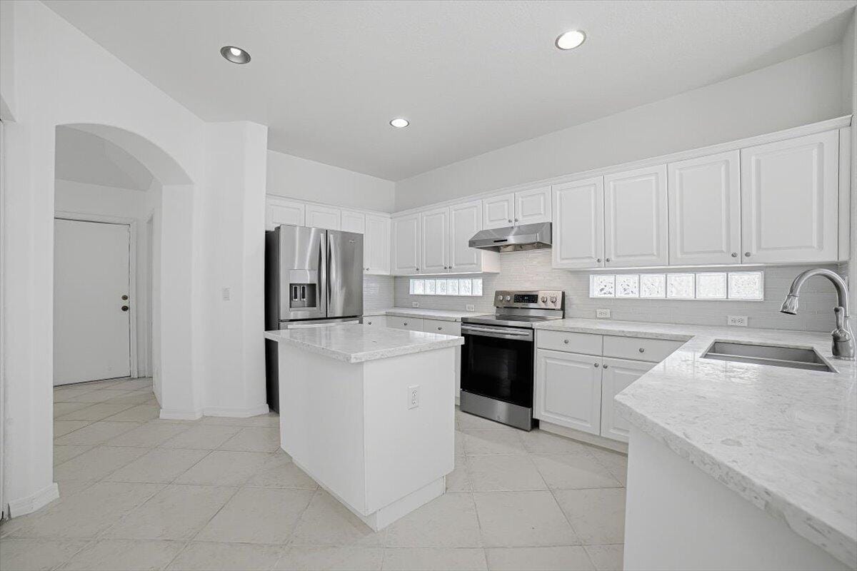 5341 NW 121ST Avenue, Coral Springs, FL 33076 photo 12