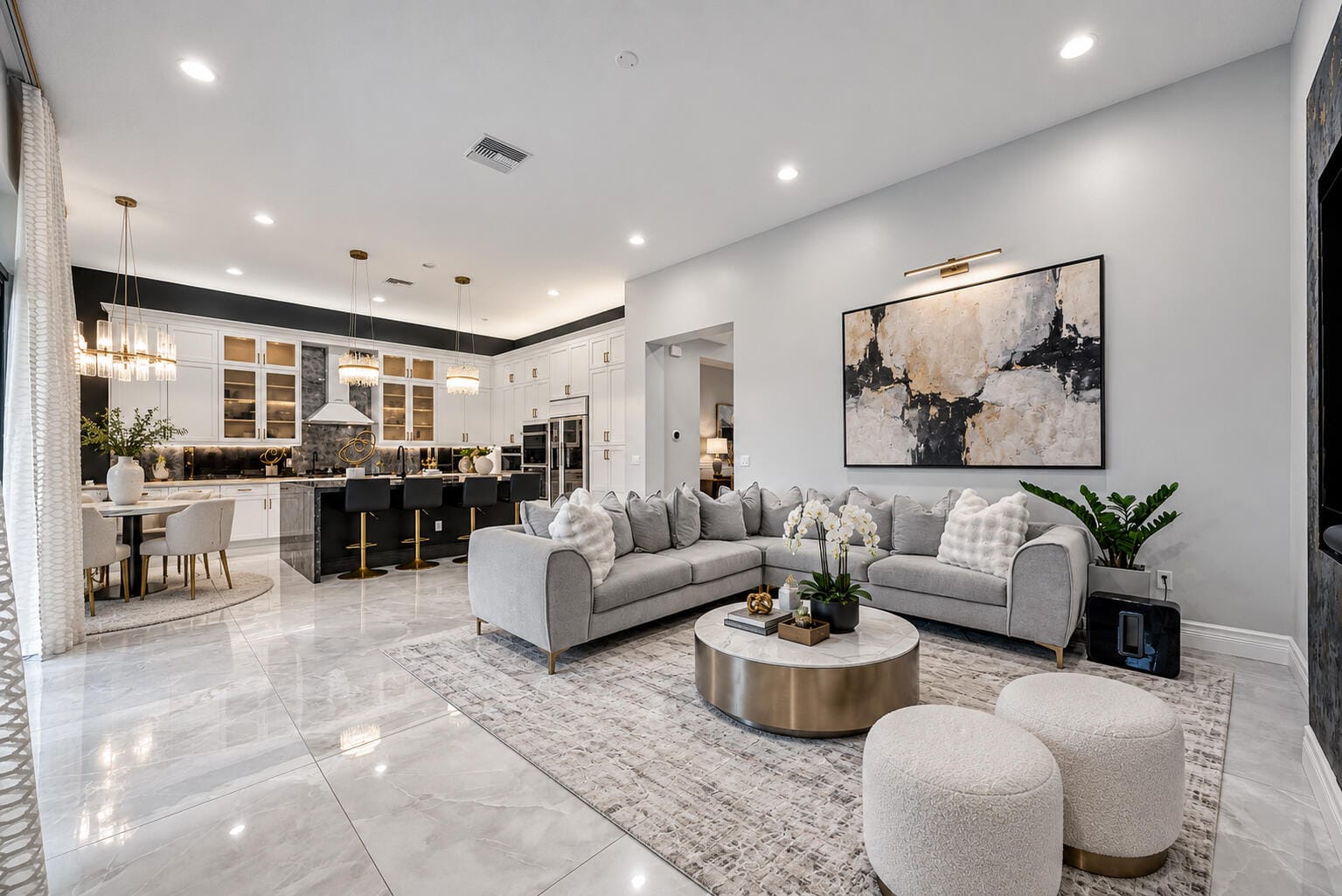 8985 CHAUVET Way — photo 4