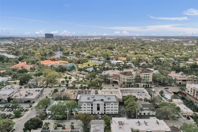 1212 SE 2nd Court 301, Fort Lauderdale, FL 33301