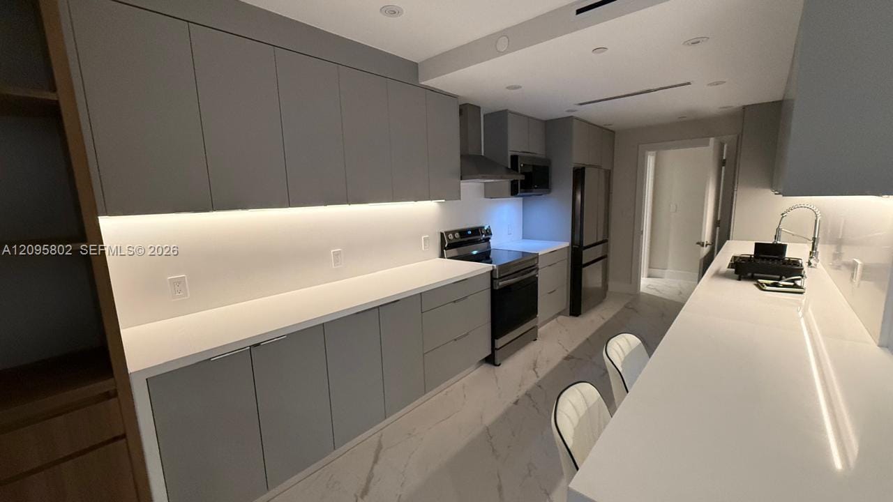 7000 Island Boulevard BV-01, Aventura, FL 33160 photo 6