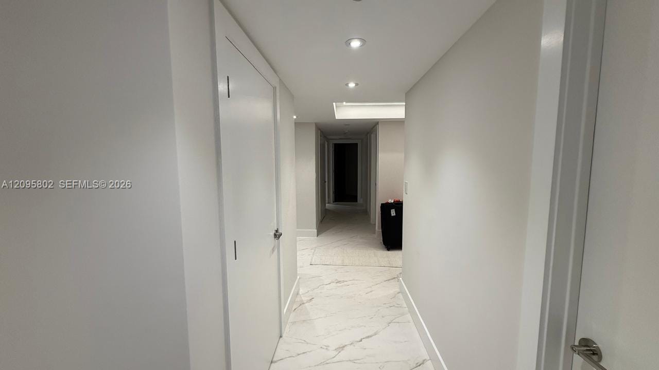 7000 Island Boulevard BV-01, Aventura, FL 33160 photo 9