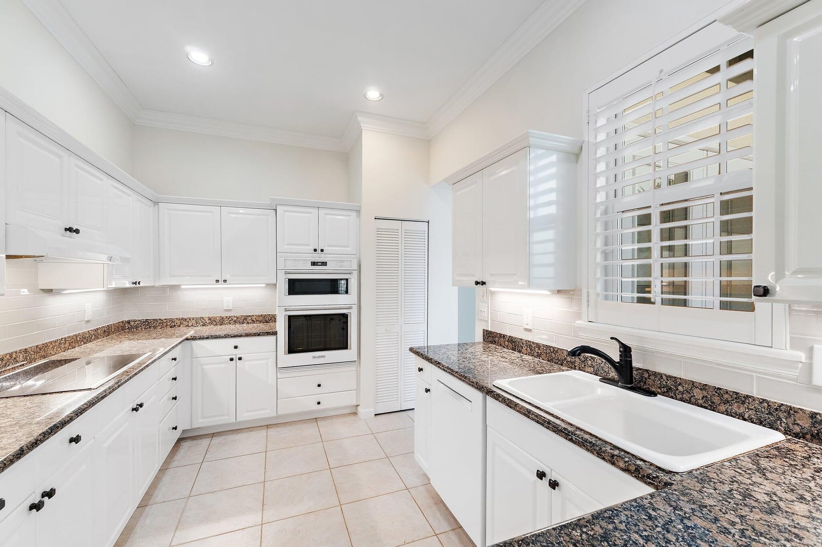 1412 HARBOUR POINT Drive, North Palm Beach, FL 33410 photo 17