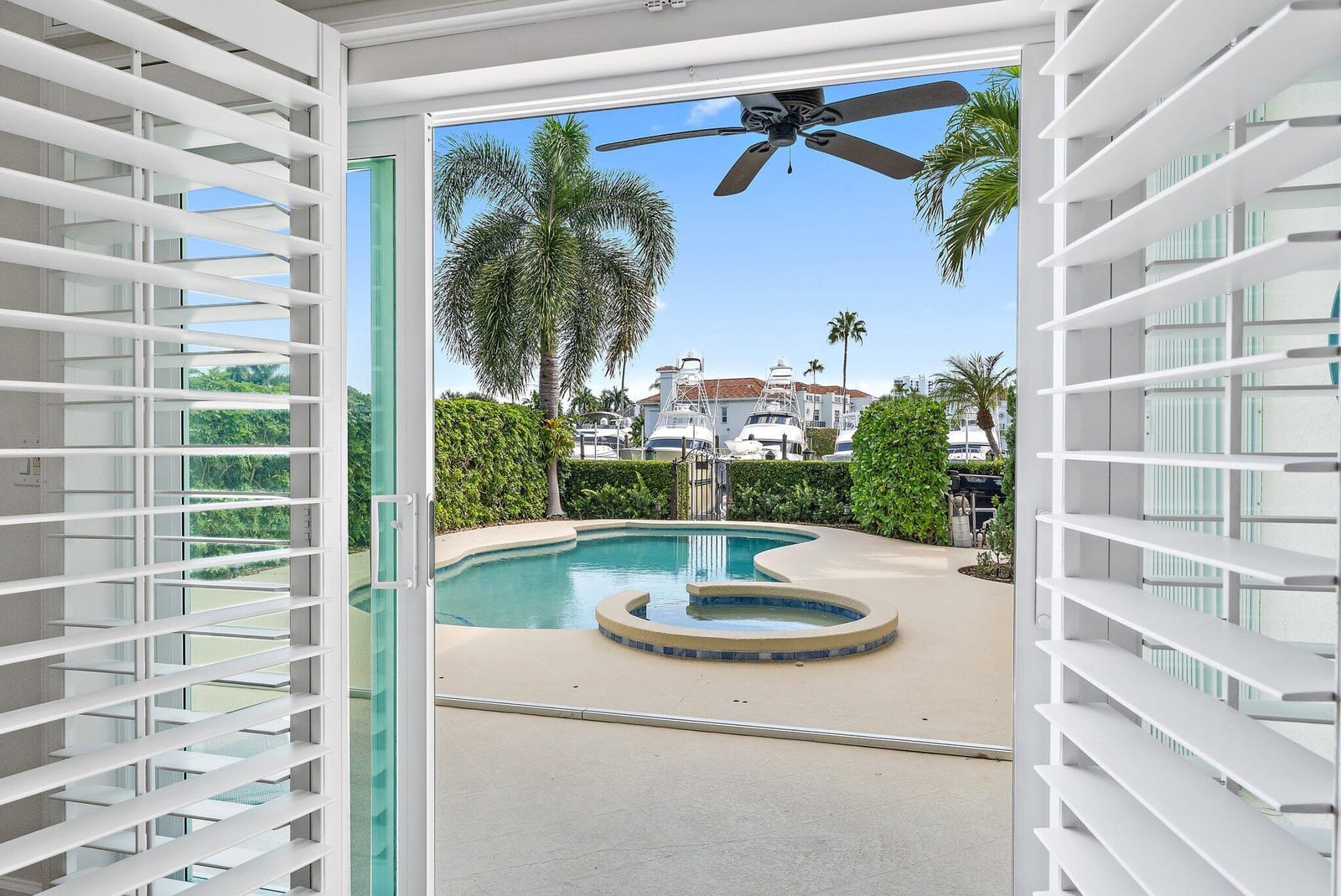 1412 HARBOUR POINT Drive, North Palm Beach, FL 33410 photo 22