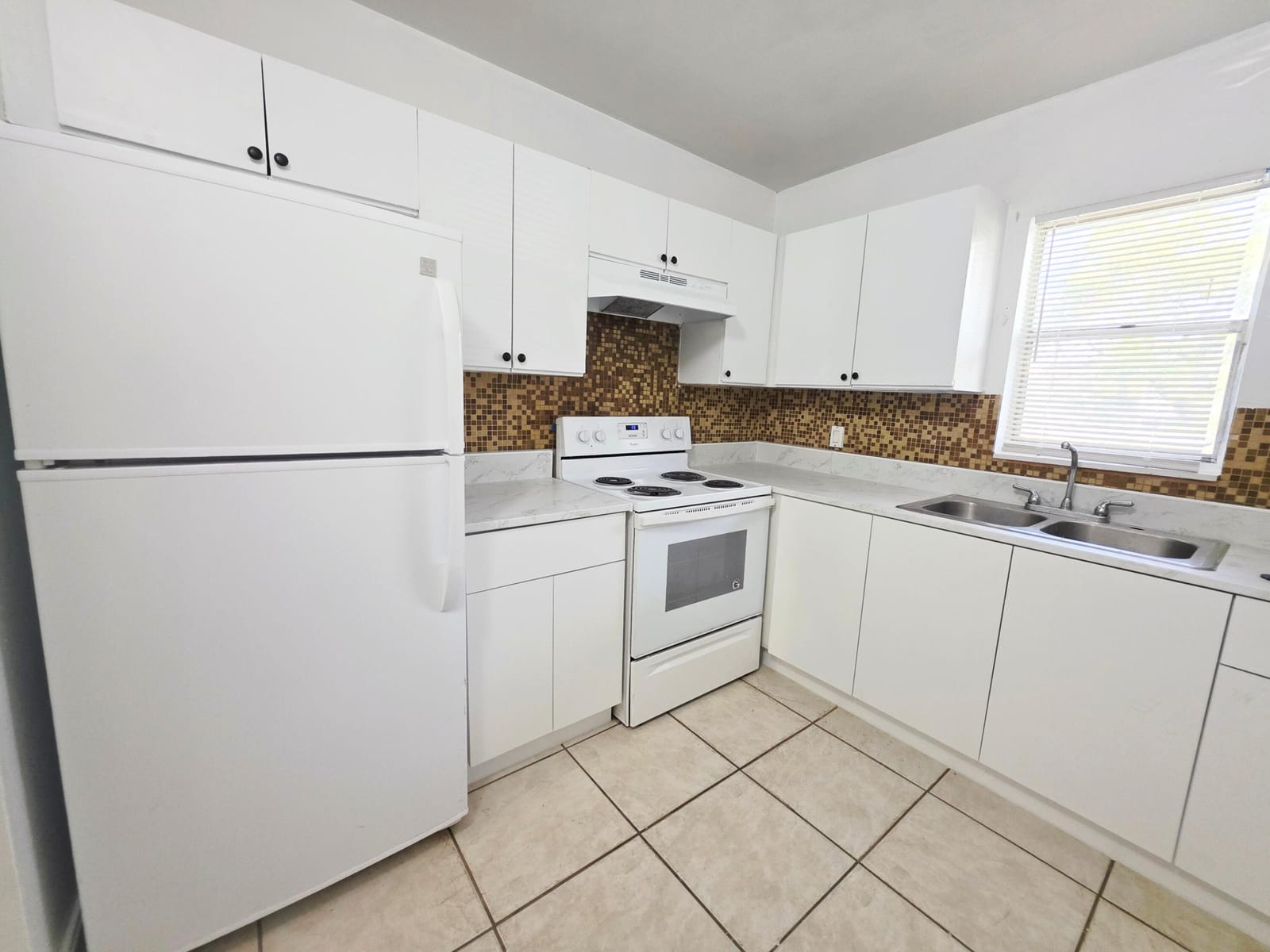 4160 NW 21ST Street 124D, Lauderhill, FL 33313 photo 3