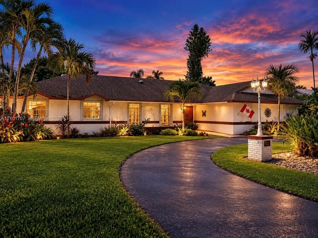 13250 N Calusa Club Drive, Miami, FL 33186