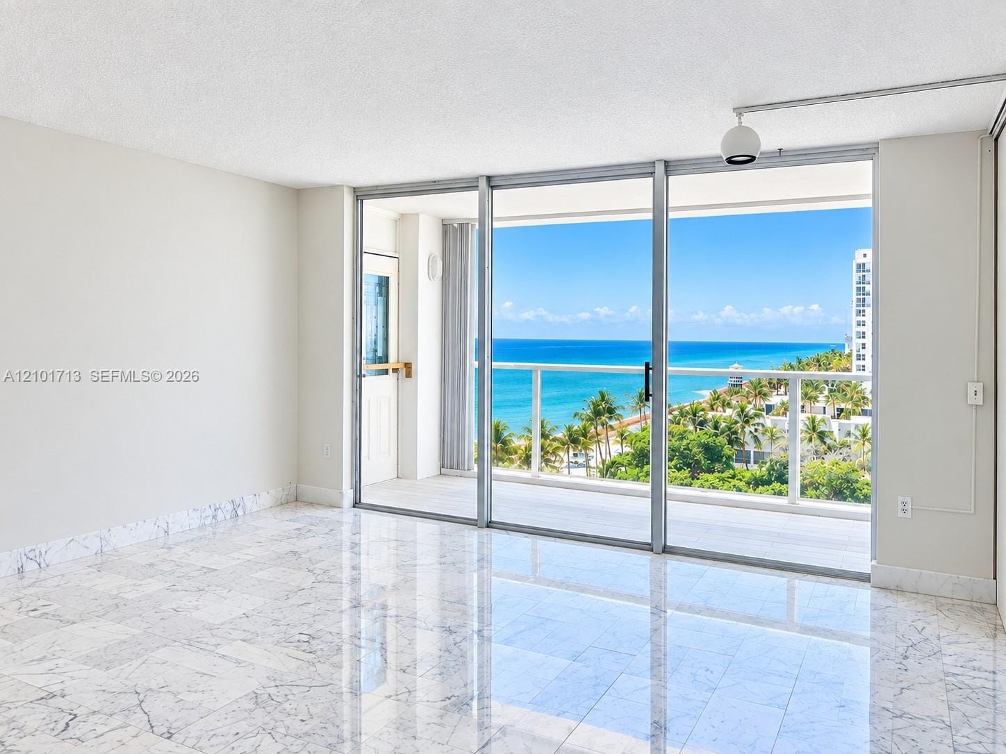 2751 S Ocean Drive 806S — photo 2