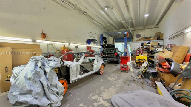 Turnkey Mechanic / Repair Turnkey Mechanic / Repair Shop For Sale By Bird Road Industrial Corridor, Miami, FL 33155