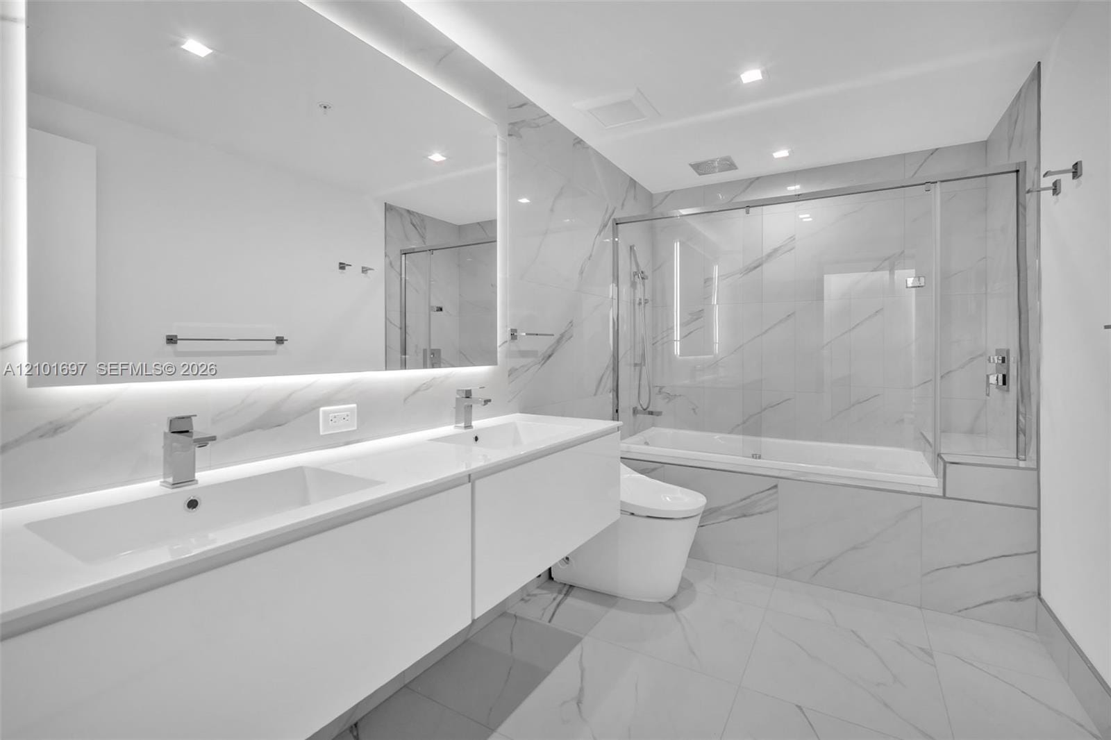 1170 E Hallandale Beach Boulevard 1806, Hallandale Beach, FL 33009 photo 17
