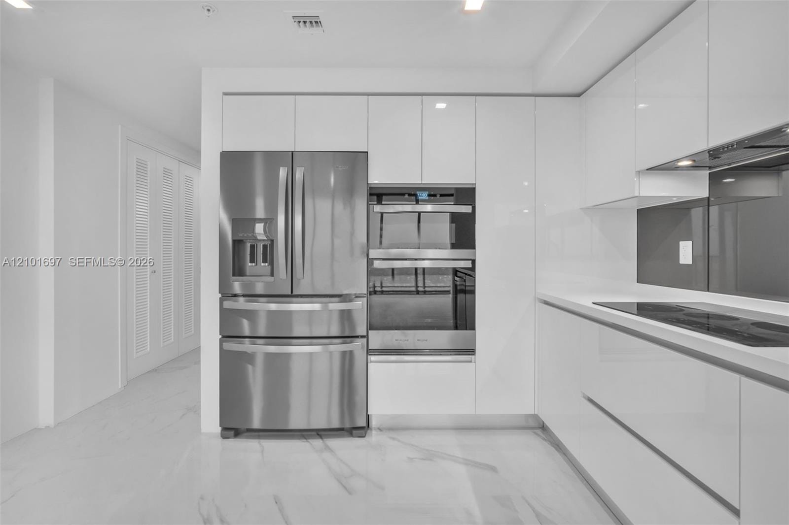 1170 E Hallandale Beach Boulevard 1806 — photo 6