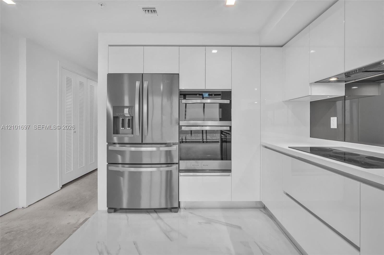 1170 E Hallandale Beach Boulevard 1806 — photo 7