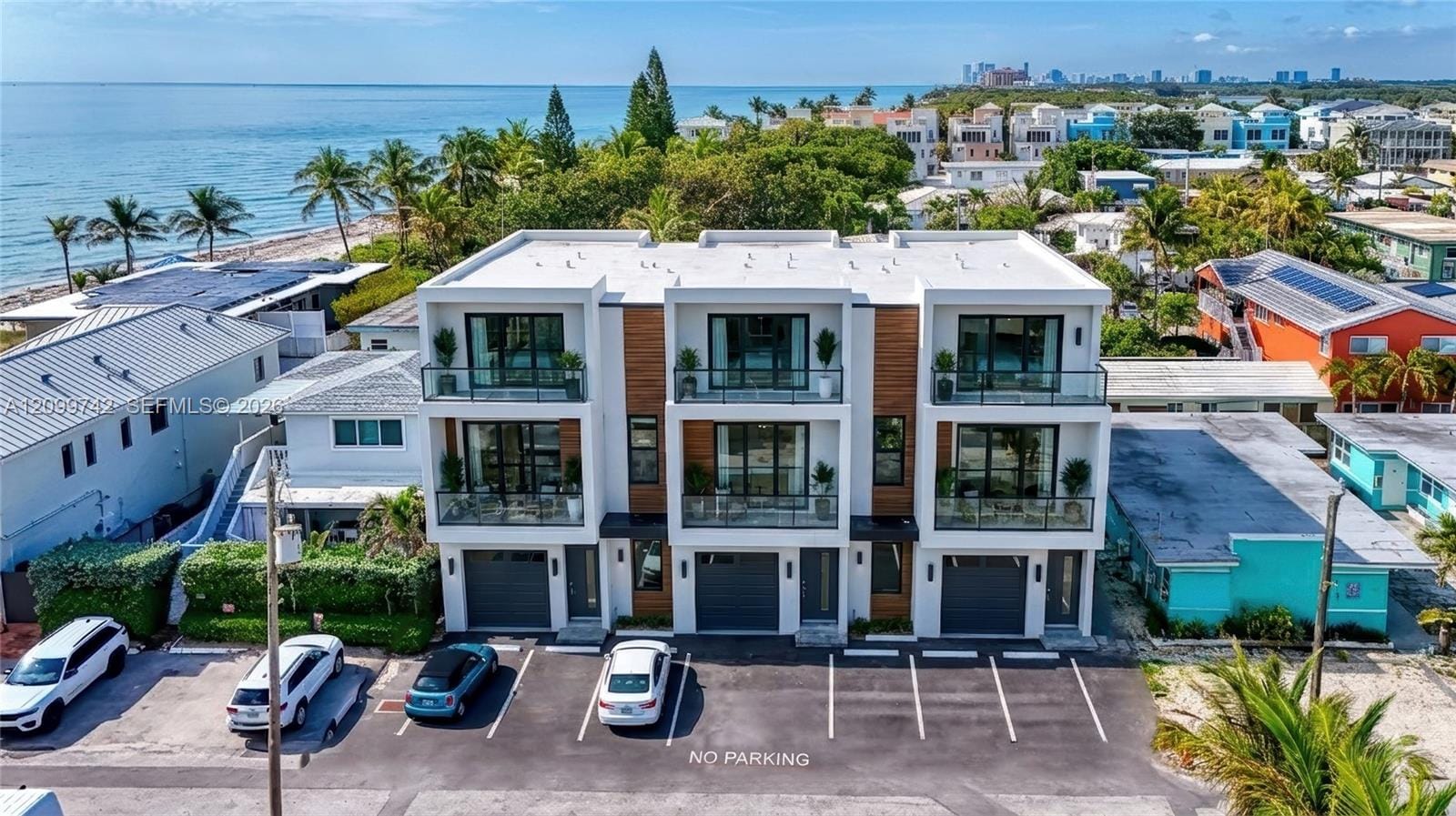 318 Walnut Street, Hollywood, FL 33019 photo 26