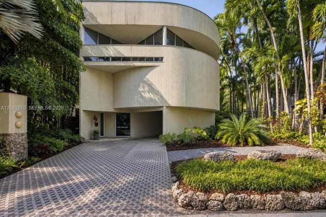 3546 N Bay Homes Drive, sold in ZIP 33133, Miami, FL