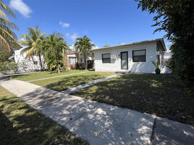 1639 Funston Street 2, Hollywood, FL 33020