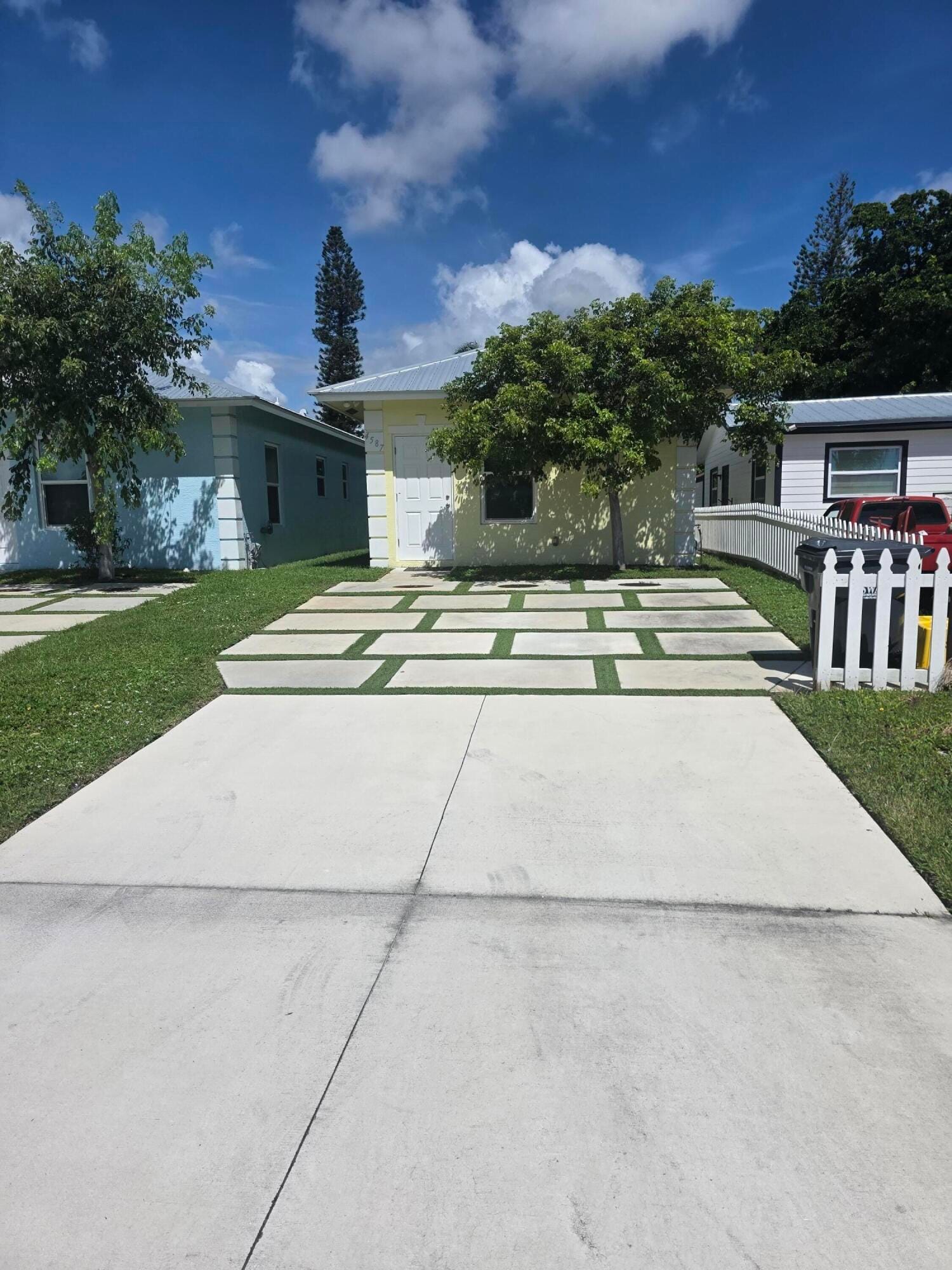 4587 Cambridge Street — photo 3