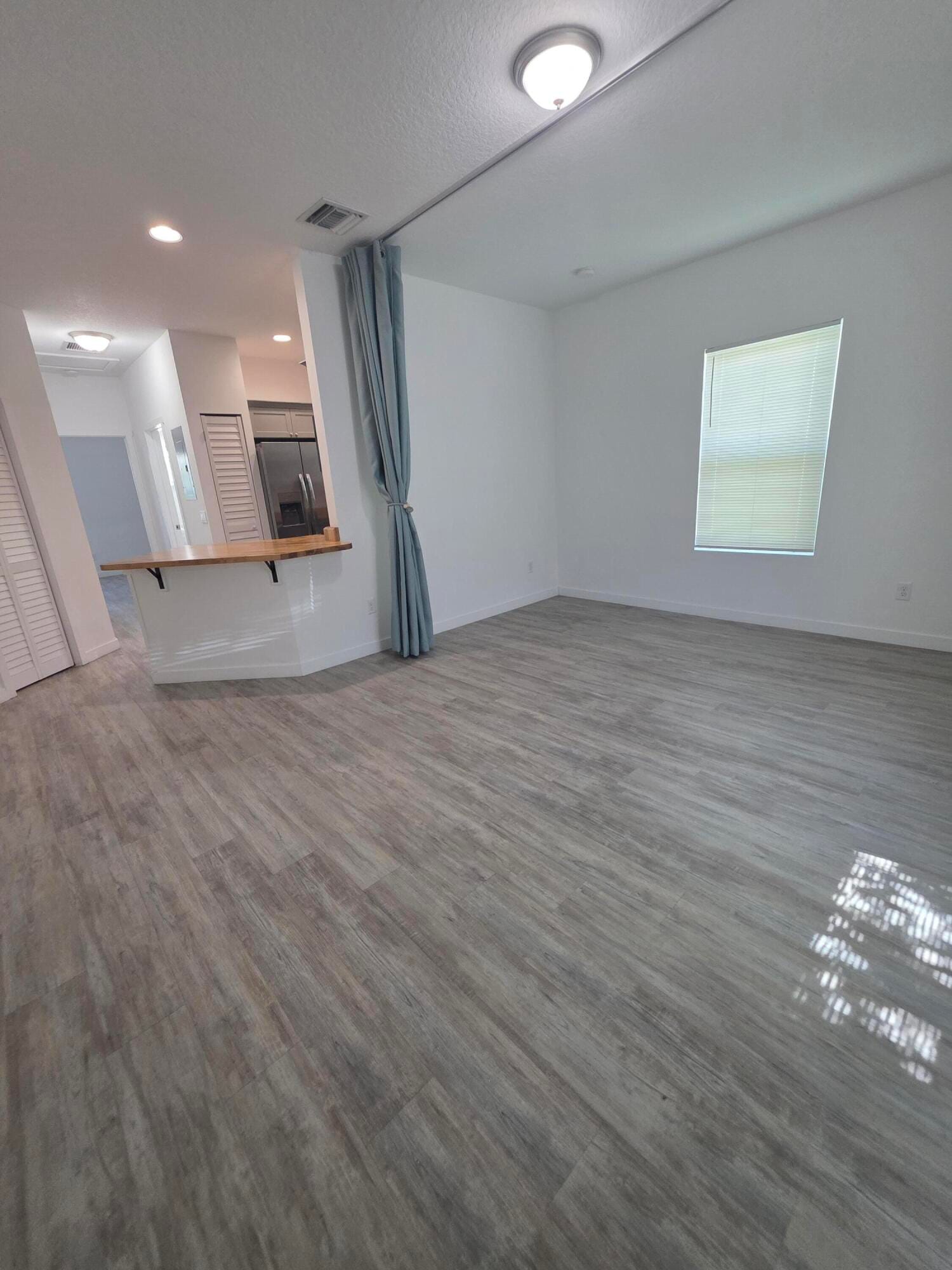 4587 Cambridge Street — photo 6
