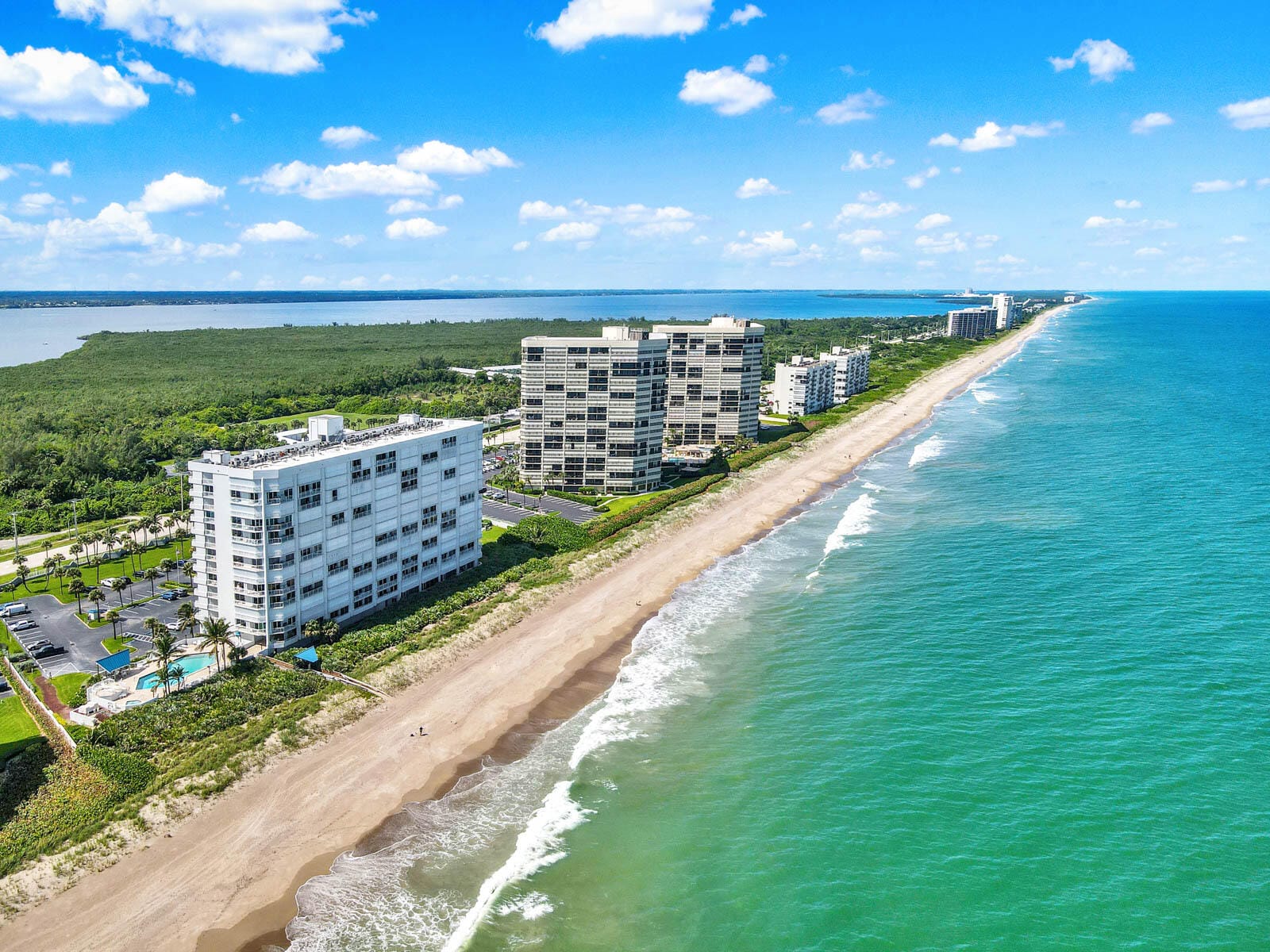 9600 S OCEAN Drive 303 — photo 4