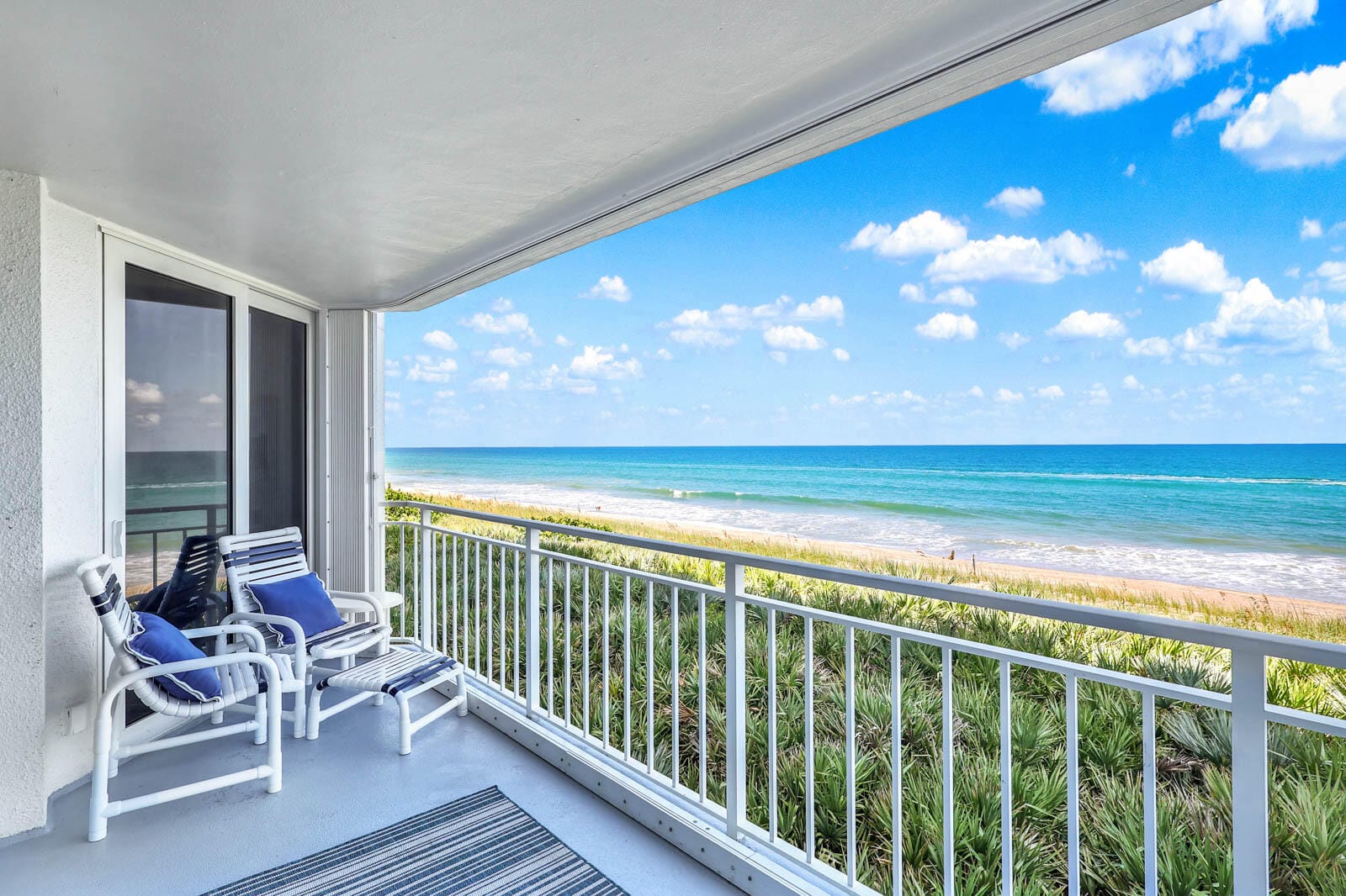 2 bedroom home for sale at 9600 OCEAN, Jensen Beach, FL 34957 — $675,000