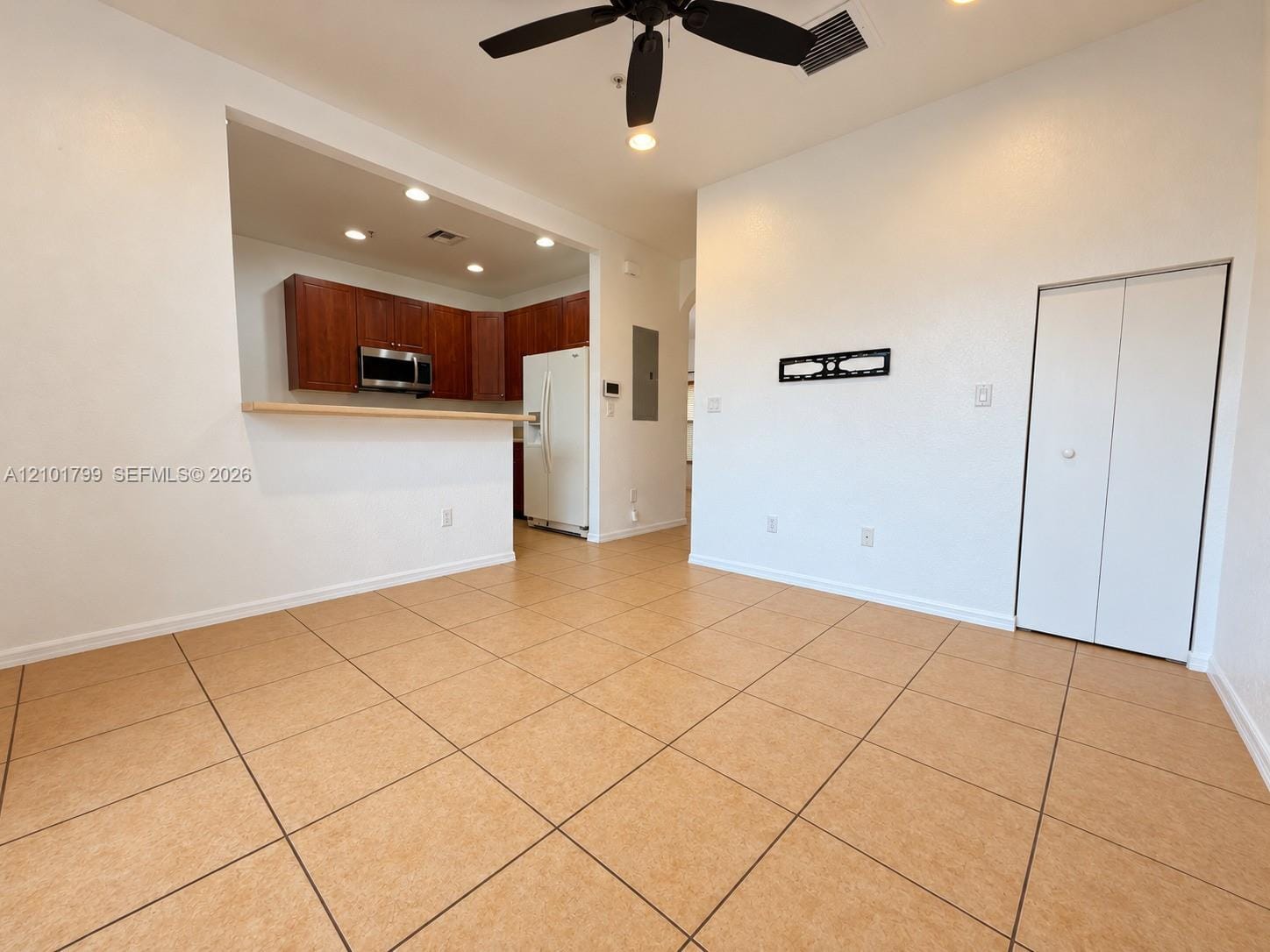 2851 W Prospect Road 507, Tamarac, FL 33309 photo 6