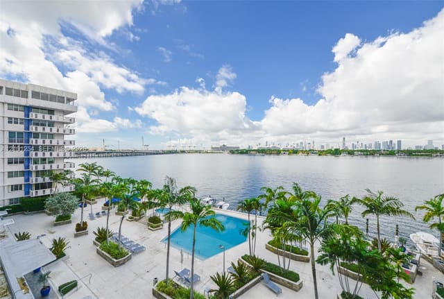 800 West Avenue 629, Miami Beach, FL 33139
