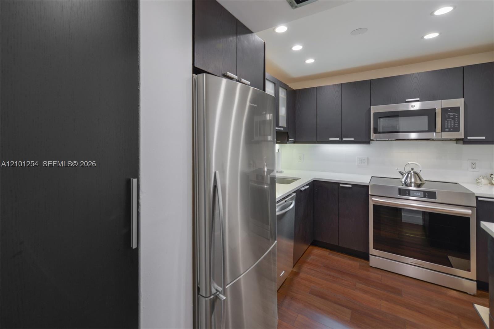 800 West Avenue 629, Miami Beach, FL 33139 photo 11