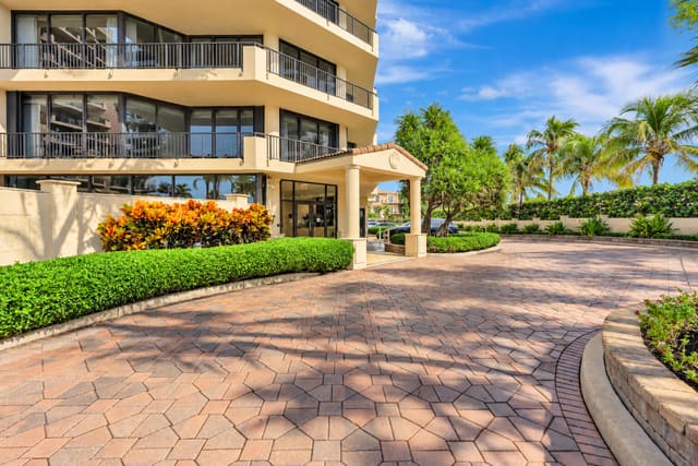 570 Ocean Drive 602, Juno Beach, FL 33408