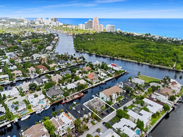 2743 NE 15th Street 1, Fort Lauderdale, FL 33304